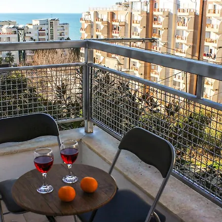 Golden Wave Escape H27 Durrës