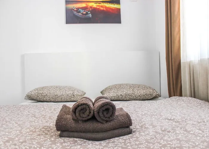 Golden Wave Escape H27 * Дуррес