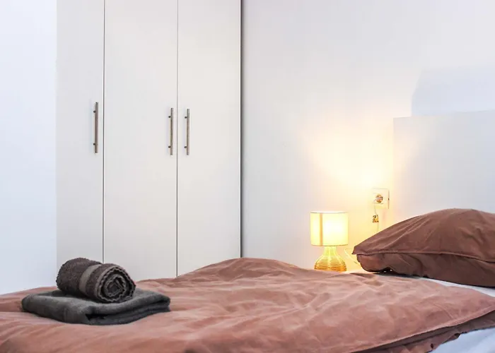 Golden Wave Escape H27