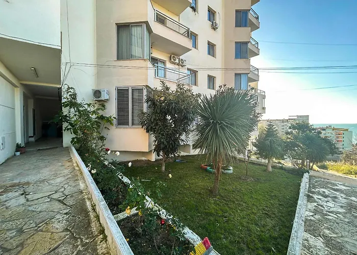 Golden Wave Escape H27 Апартаменты *