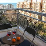 Golden Wave Escape H27 Durrës
