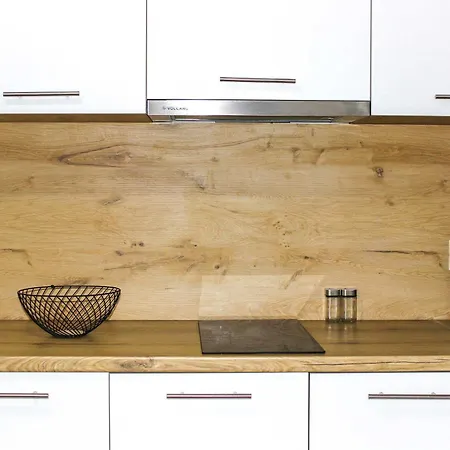 Golden Wave Escape H27 * Durrës